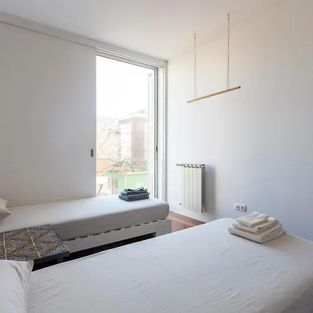 Seaside Design Apartment. *