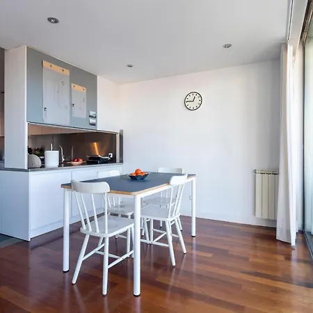 Seaside Design Apartment. Matosinhos (Porto)