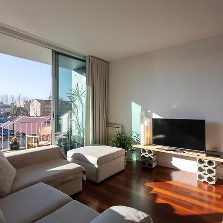 Seaside Design Apartment. Apartamento *
